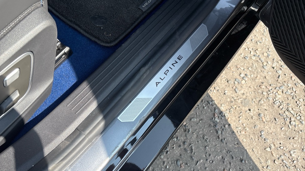Renault Megane E-Tech EV60 160kW Techno Esprit Alpine 60kWh 5dr Auto Electric Hatchback - Image 59