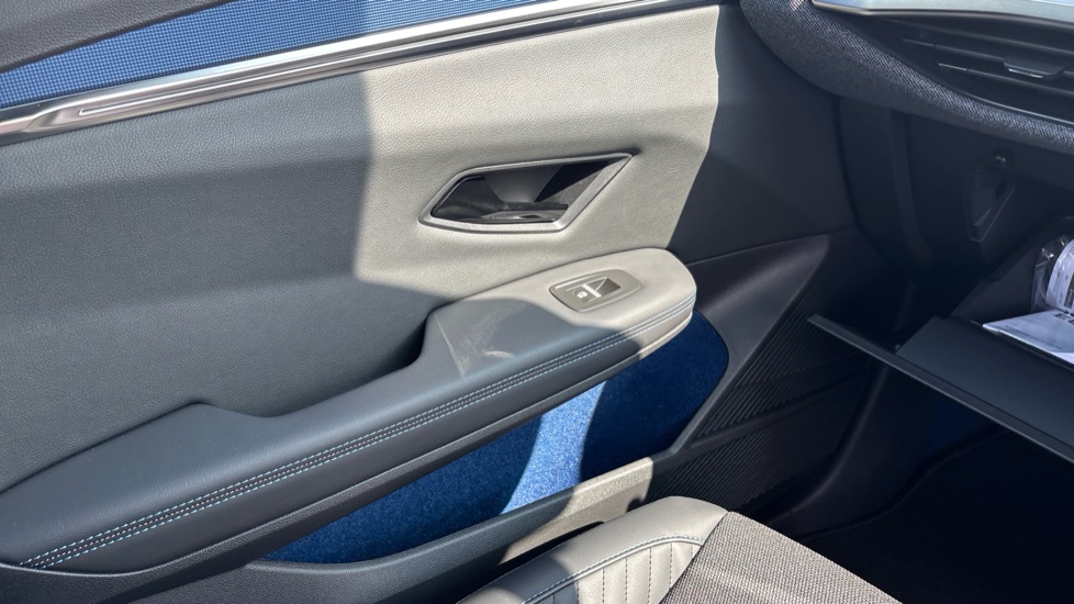 Renault Megane E-Tech EV60 160kW Techno Esprit Alpine 60kWh 5dr Auto Electric Hatchback - Image 74