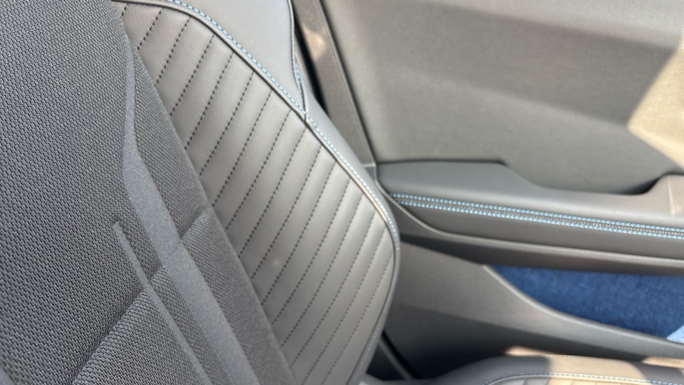 Renault Megane E-Tech EV60 160kW Techno Esprit Alpine 60kWh 5dr Auto Electric Hatchback - Image 83