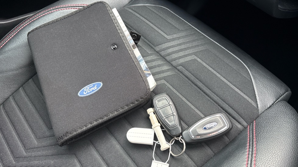 Ford Puma 1.0 EcoBoost Hybrid mHEV 155 ST-Line X 1st Ed+ 5dr Petrol Hatchback - Image 19