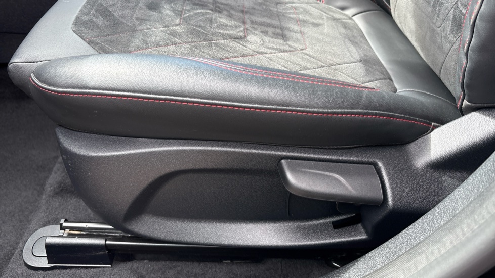 Ford Fiesta 1.0 EcoBoost Hybrid mHEV 125 ST-Line Vignale 5dr Petrol Hatchback - Image 52