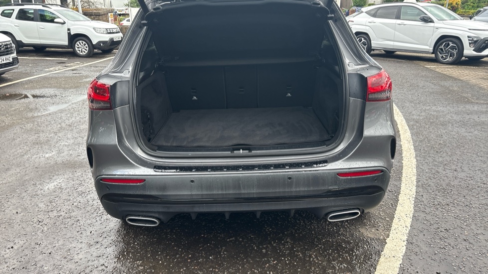 Mercedes-Benz GLA 220d 4Matic AMG Line Premium Plus 5dr Auto Diesel Hatchback - Image 4