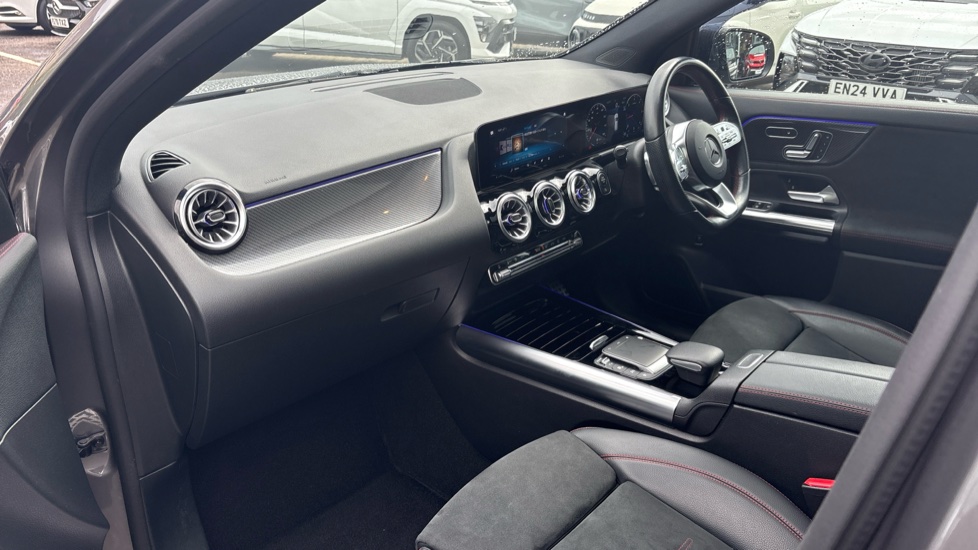 Mercedes-Benz GLA 220d 4Matic AMG Line Premium Plus 5dr Auto Diesel Hatchback - Image 9