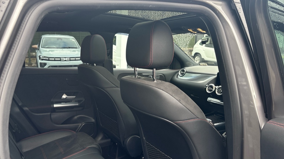 Mercedes-Benz GLA 220d 4Matic AMG Line Premium Plus 5dr Auto Diesel Hatchback - Image 38