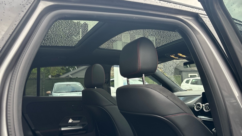 Mercedes-Benz GLA 220d 4Matic AMG Line Premium Plus 5dr Auto Diesel Hatchback - Image 39