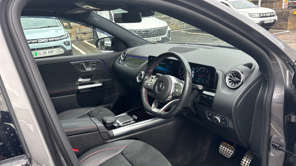 Mercedes-Benz GLA 220d 4Matic AMG Line Premium Plus 5dr Auto Diesel Hatchback - Image 71