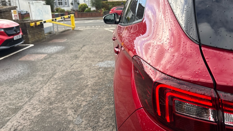 Vauxhall Grandland X 1.2 Turbo Design Line 5dr Petrol Hatchback - Image 29