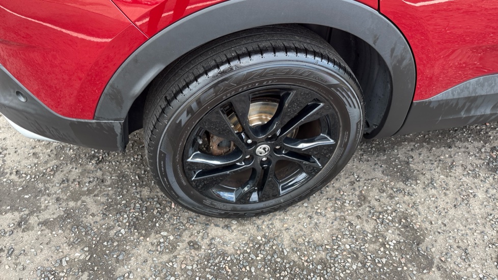 Vauxhall Grandland X 1.2 Turbo Design Line 5dr Petrol Hatchback - Image 35