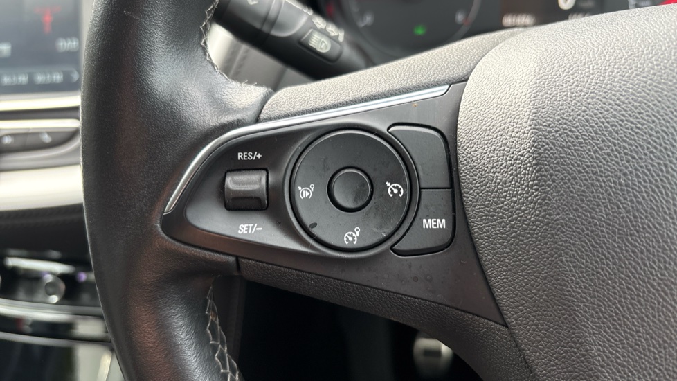 Vauxhall Grandland X 1.2 Turbo Design Line 5dr Petrol Hatchback - Image 44