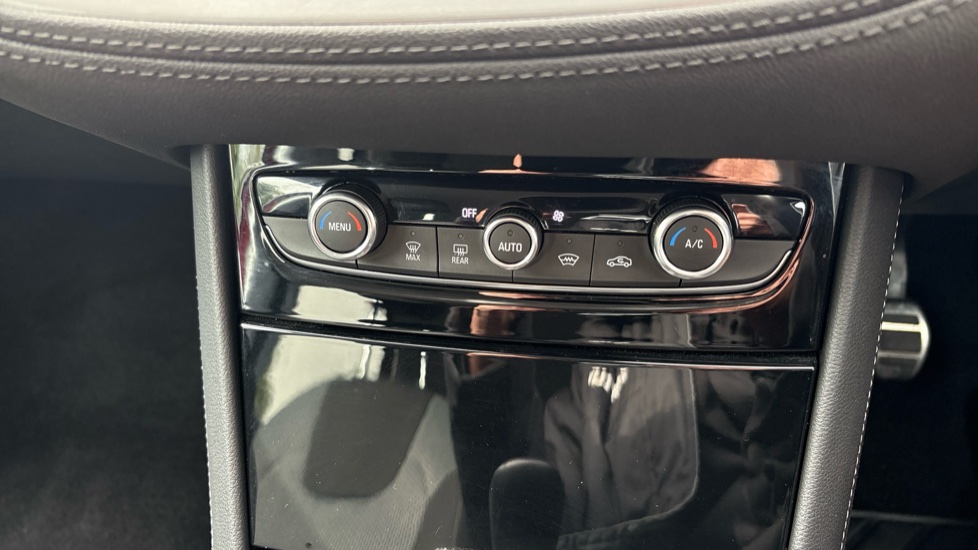Vauxhall Grandland X 1.2 Turbo Design Line 5dr Petrol Hatchback - Image 46