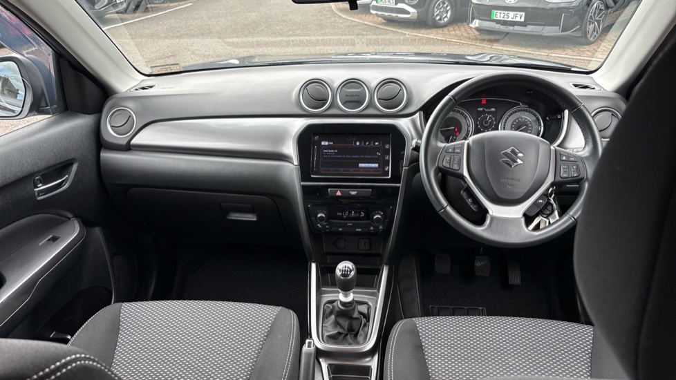 Suzuki Vitara 1.4 Boosterjet 48V Hybrid SZ-T 5dr Petrol Estate - Image 10