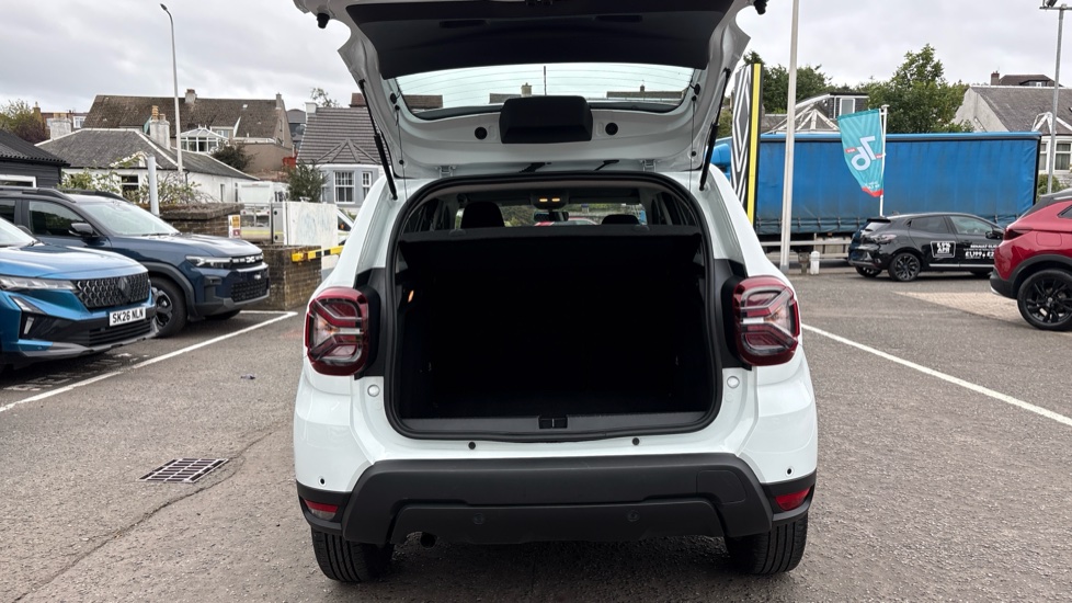 Dacia Duster 1.0 TCe 90 Expression 5dr Petrol Estate - Image 4