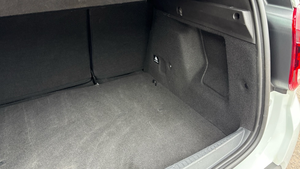 Dacia Duster 1.0 TCe 90 Expression 5dr Petrol Estate - Image 35