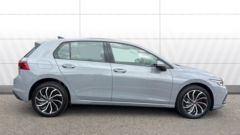Volkswagen Golf 1.5 TSI Life 5dr Petrol Hatchback - Image 5