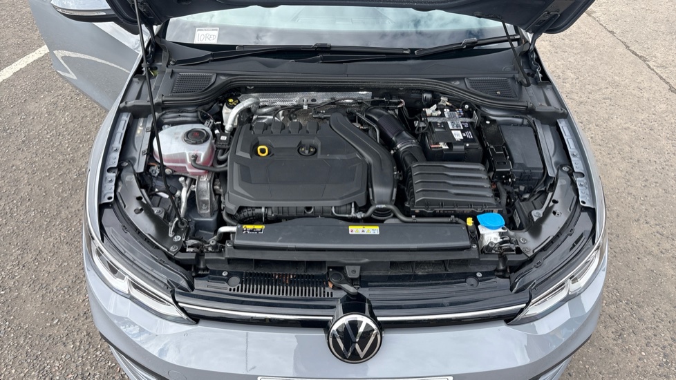 Volkswagen Golf 1.5 TSI Life 5dr Petrol Hatchback - Image 8
