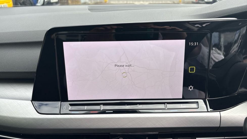 Volkswagen Golf 1.5 TSI Life 5dr Petrol Hatchback - Image 12