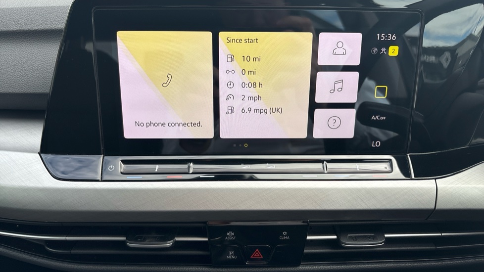Volkswagen Golf 1.5 TSI Life 5dr Petrol Hatchback - Image 43