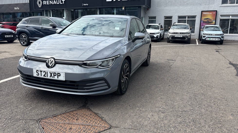 Volkswagen Golf 1.5 TSI Life 5dr Petrol Hatchback - Image 47