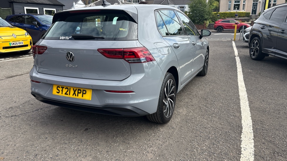 Volkswagen Golf 1.5 TSI Life 5dr Petrol Hatchback - Image 50