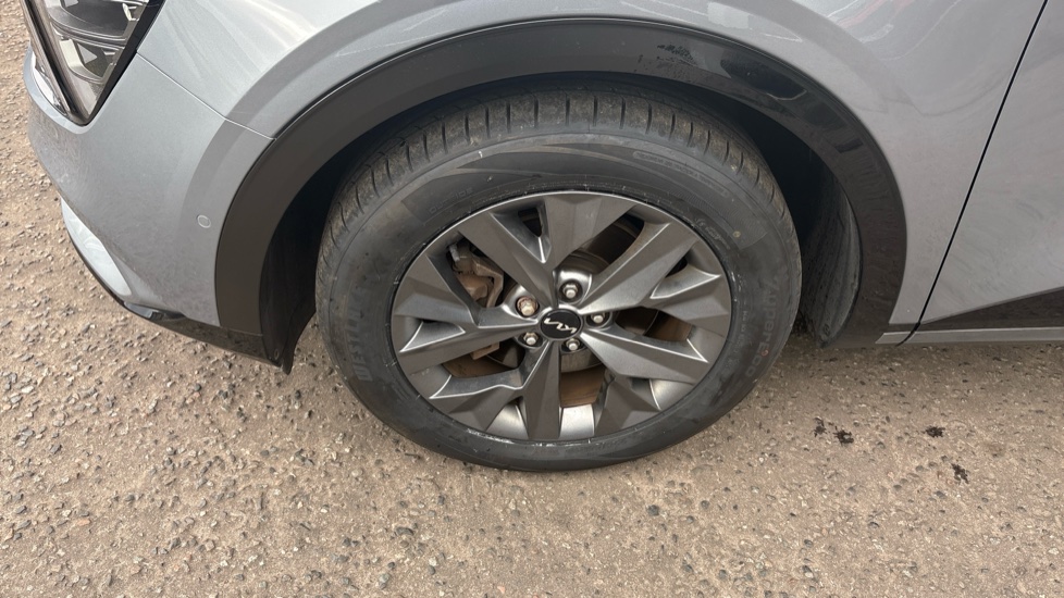 Kia Sportage 1.6T GDi HEV GT-Line S 5dr Auto AWD Hybrid Estate - Image 26
