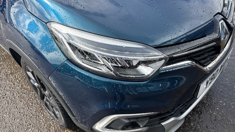 Renault Captur 0.9 TCE 90 Dynamique S Nav 5dr Petrol Hatchback - Image 35