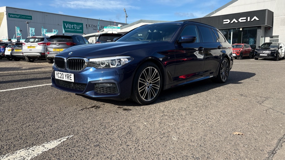 BMW 5 Series 520d MHT xDrive M Sport 5dr Auto Diesel Estate - Image 34