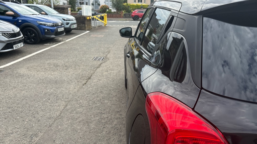 Suzuki Swift 1.4 Boosterjet 48V Hybrid Sport 5dr Petrol Hatchback - Image 29