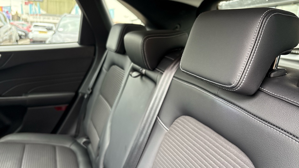Ford Kuga 1.5 EcoBoost 150 Titanium Edition 5dr Petrol Estate - Image 50