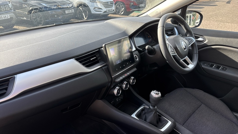 Renault Captur 1.0 TCE 90 SE Edition 5dr Petrol Hatchback - Image 9