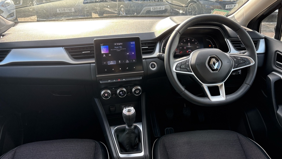 Renault Captur 1.0 TCE 90 SE Edition 5dr Petrol Hatchback - Image 10