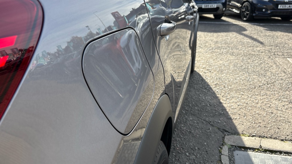 Renault Captur 1.0 TCE 90 SE Edition 5dr Petrol Hatchback - Image 23