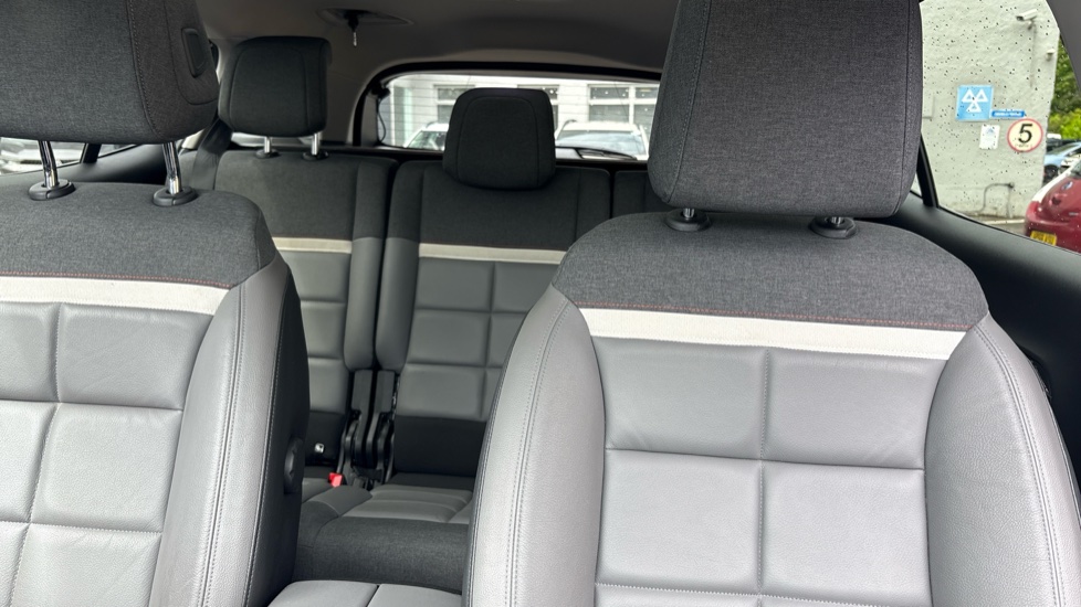 Citroen C5 Aircross 1.6 PureTech 180 Flair Plus 5dr EAT8 Petrol Hatchback - Image 15
