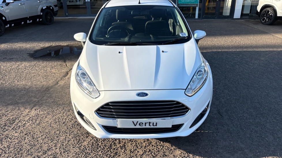 Ford Fiesta 1.25 82 Zetec 5dr Petrol Hatchback - Image 8