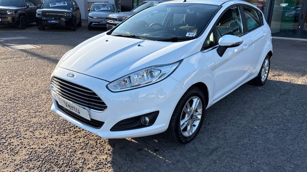 Ford Fiesta 1.25 82 Zetec 5dr Petrol Hatchback - Image 27