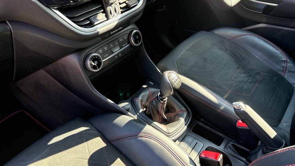 Ford Fiesta 1.0 EcoBoost ST-Line X 5dr Petrol Hatchback - Image 13