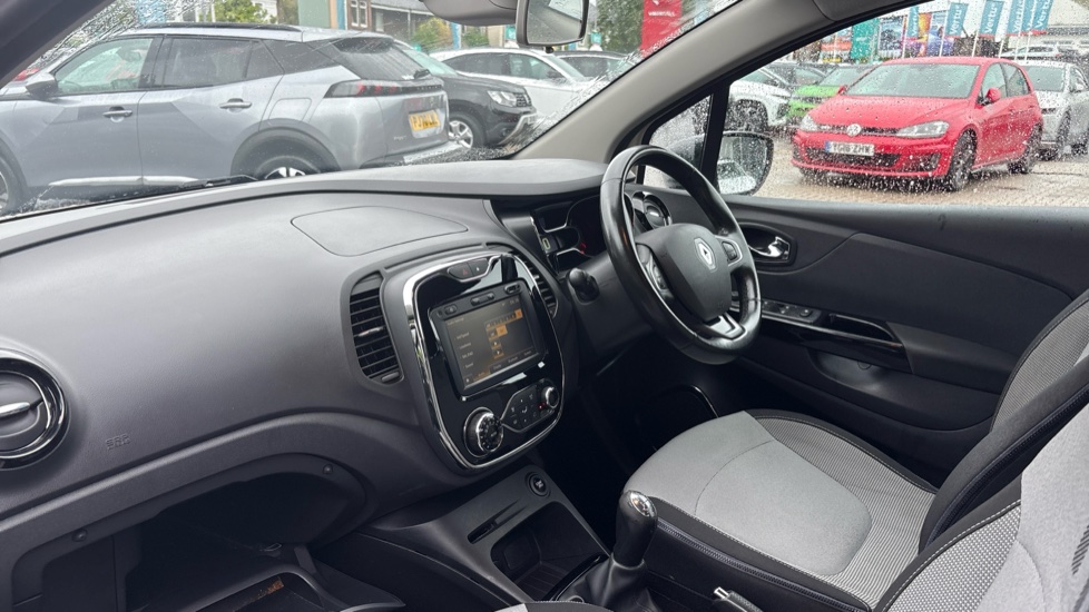 Renault Captur 1.5 dCi 90 Dynamique Nav 5dr Diesel Hatchback - Image 9
