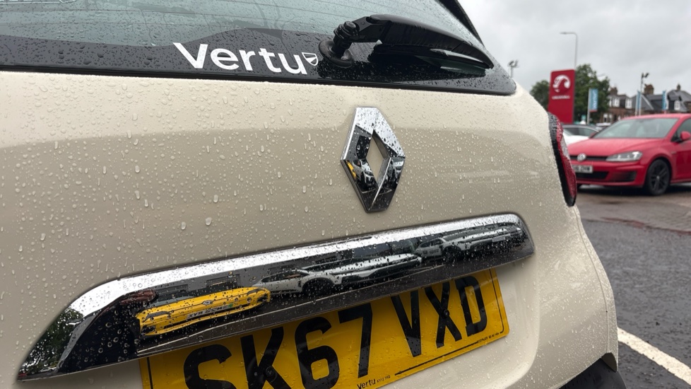 Renault Captur 1.5 dCi 90 Dynamique Nav 5dr Diesel Hatchback - Image 26