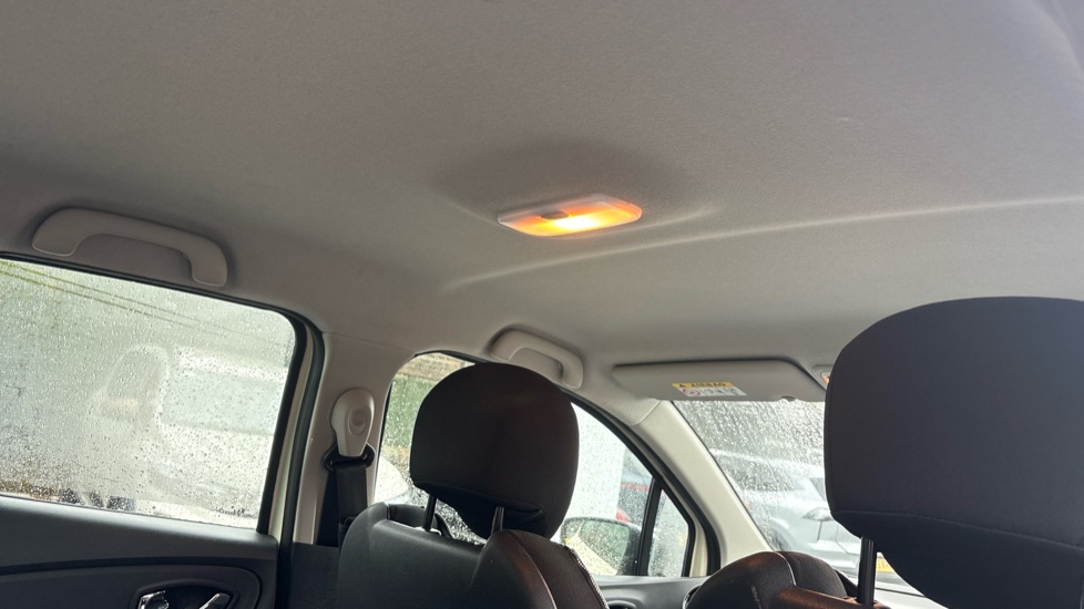 Renault Captur 1.5 dCi 90 Dynamique Nav 5dr Diesel Hatchback - Image 34