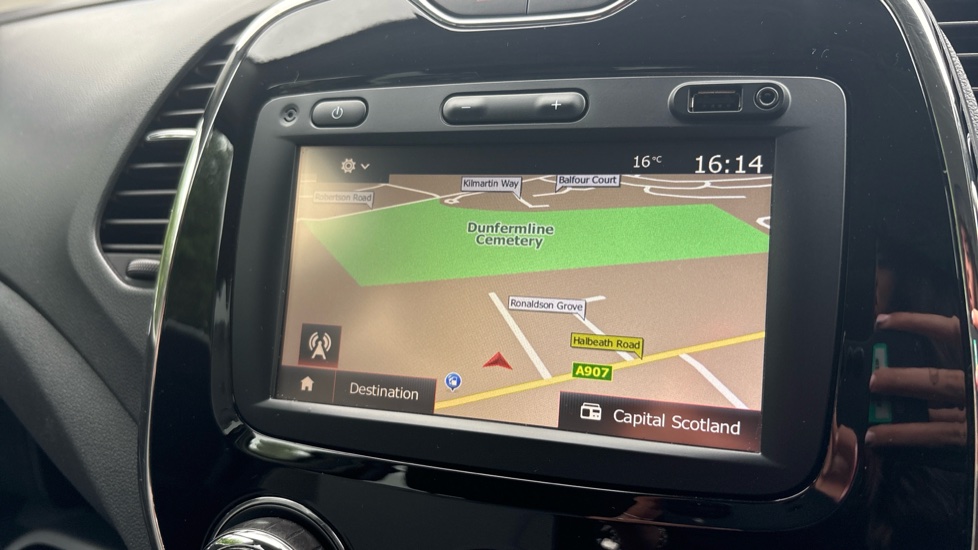 Renault Captur 1.5 dCi 90 Dynamique Nav 5dr Diesel Hatchback - Image 48