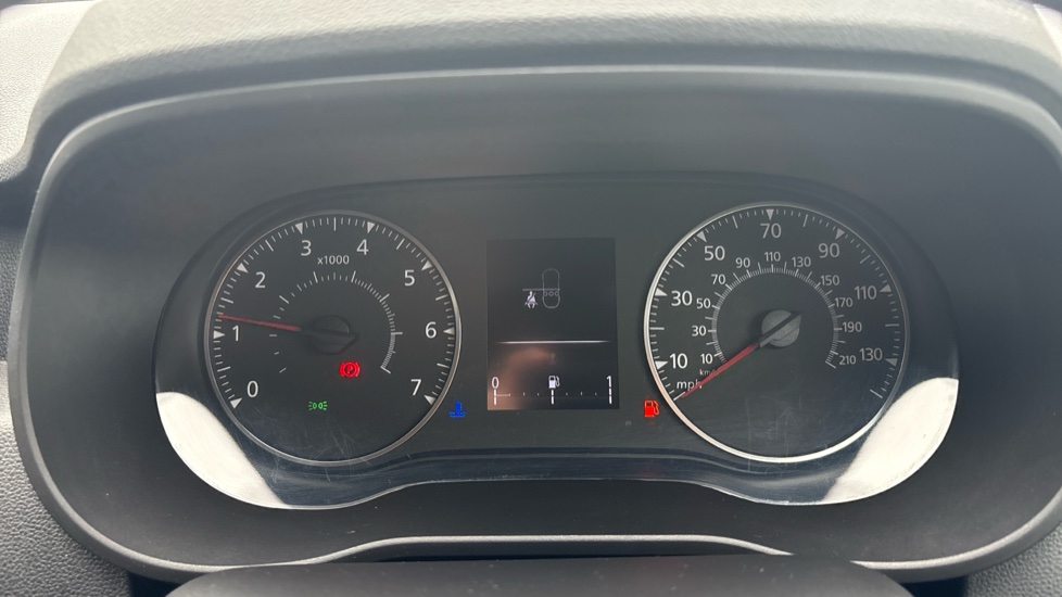 Dacia Duster 1.6 SCe Comfort 5dr Petrol Estate - Image 18
