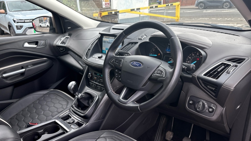 Ford Kuga Vignale 2.0 TDCi 180 5dr Diesel Estate - Image 11