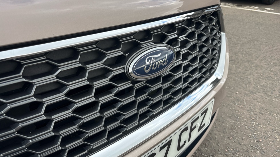 Ford Kuga Vignale 2.0 TDCi 180 5dr Diesel Estate - Image 22