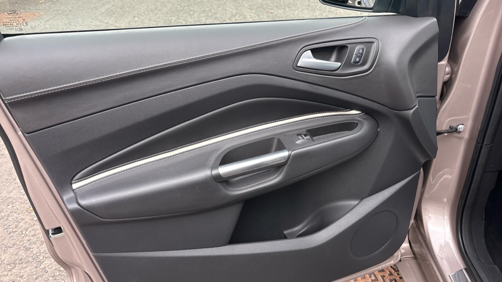 Ford Kuga Vignale 2.0 TDCi 180 5dr Diesel Estate - Image 24
