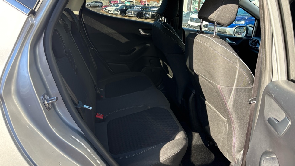 Ford Fiesta 1.0 EcoBoost Titanium 5dr Auto Petrol Hatchback - Image 16