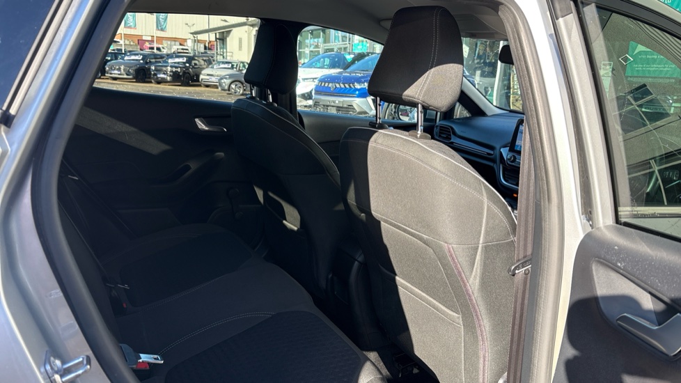 Ford Fiesta 1.0 EcoBoost Titanium 5dr Auto Petrol Hatchback - Image 40