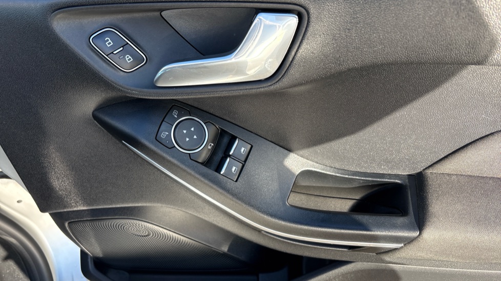 Ford Fiesta 1.0 EcoBoost Titanium 5dr Auto Petrol Hatchback - Image 49