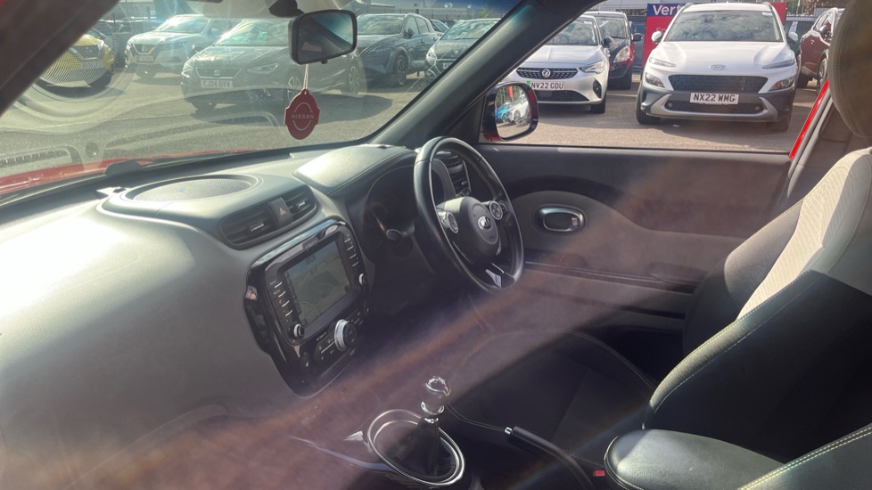 Kia Soul 1.6 CRDi 134 Mixx 5dr Diesel Hatchback - Image 9