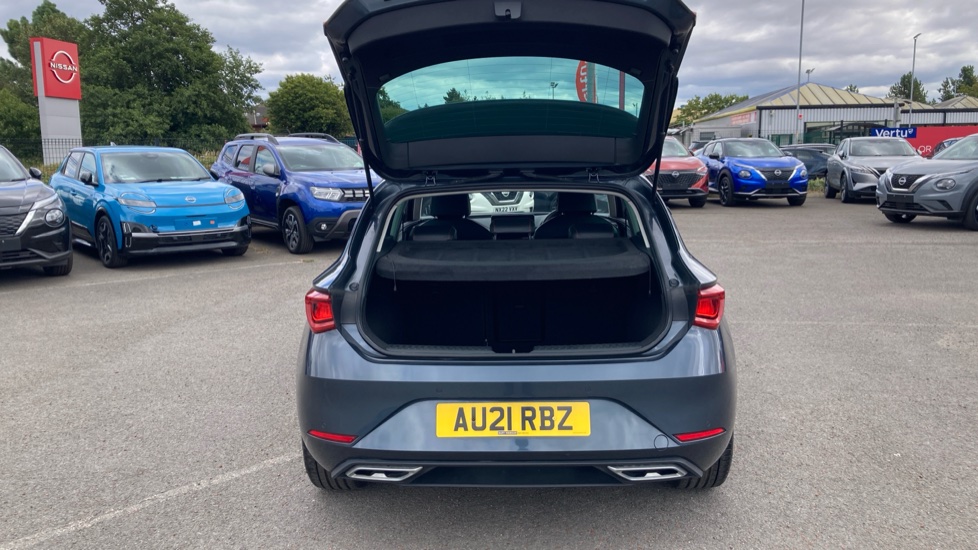 SEAT Leon 1.5 TSI EVO 150 FR 5dr Petrol Hatchback - Image 4