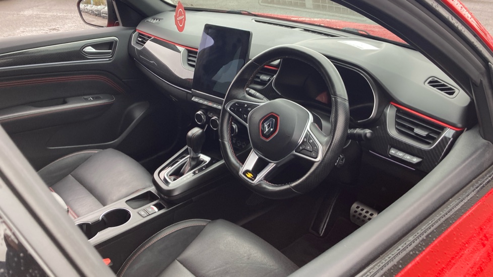 Renault Arkana 1.6 E-TECH Hybrid 145 R.S. Line 5dr Auto Hybrid Estate - Image 11