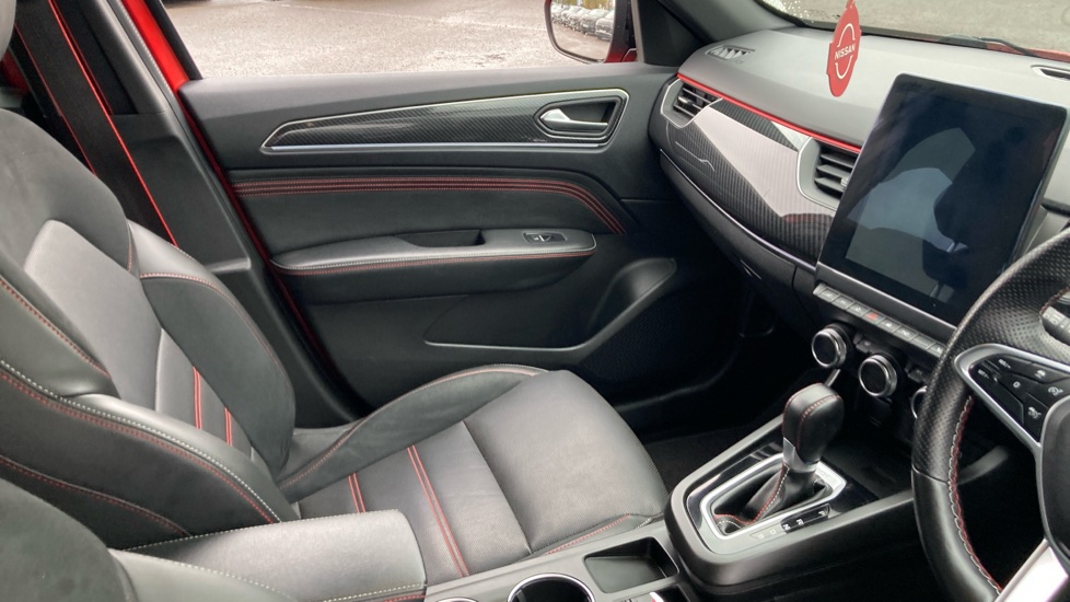 Renault Arkana 1.6 E-TECH Hybrid 145 R.S. Line 5dr Auto Hybrid Estate - Image 14